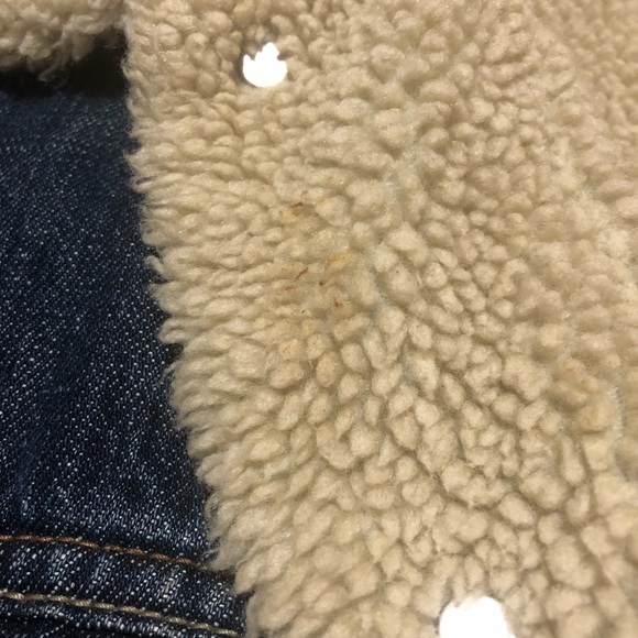 Levi’s Sherpa Jean Jacket - Picture 4 of 6